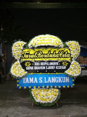 Papan Bunga Duka di Durenjaya